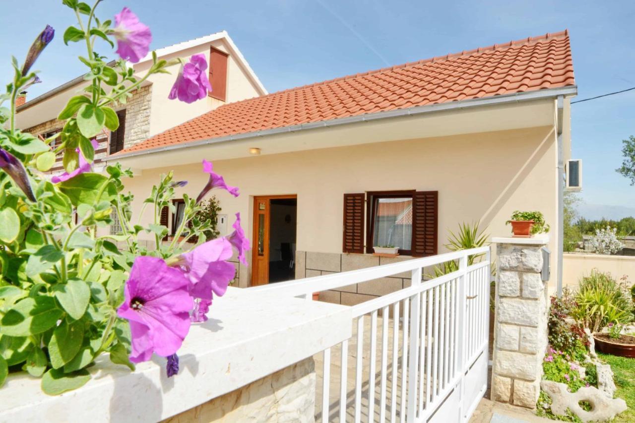 Apartman Verde Pridraga Bagian luar foto