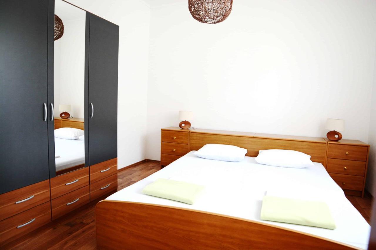 Apartman Verde Pridraga Bagian luar foto